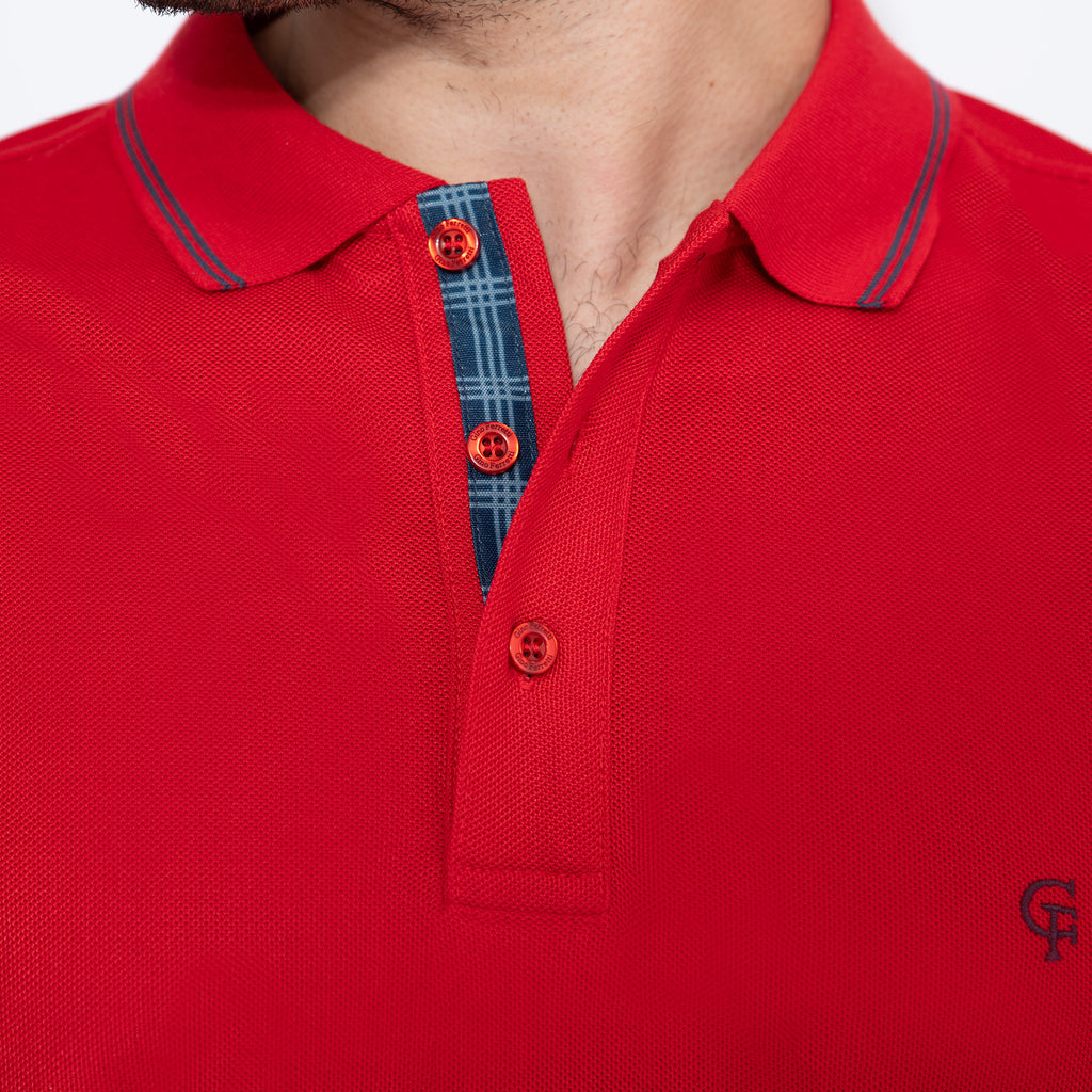 Camiseta estilo polo