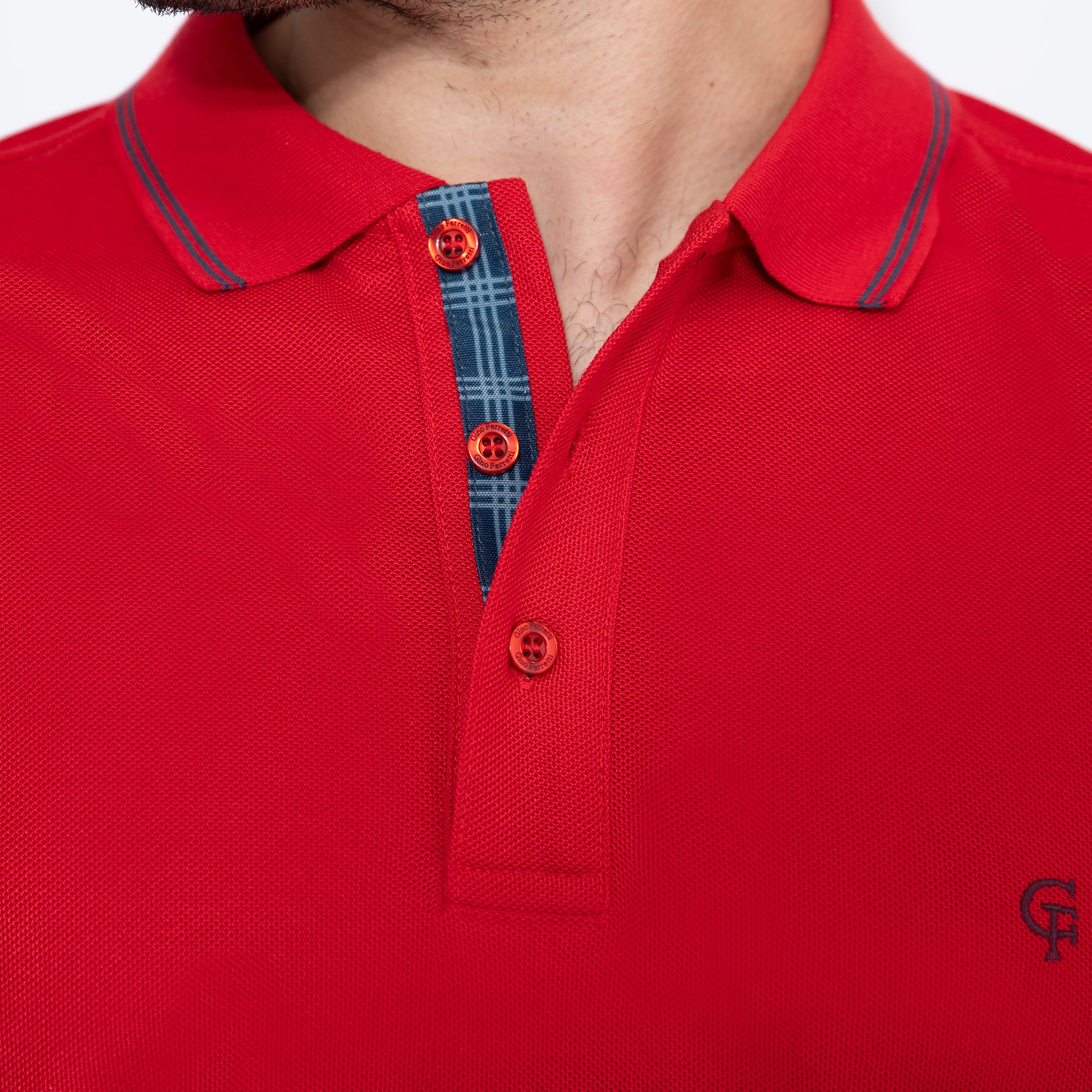 Camiseta estilo polo