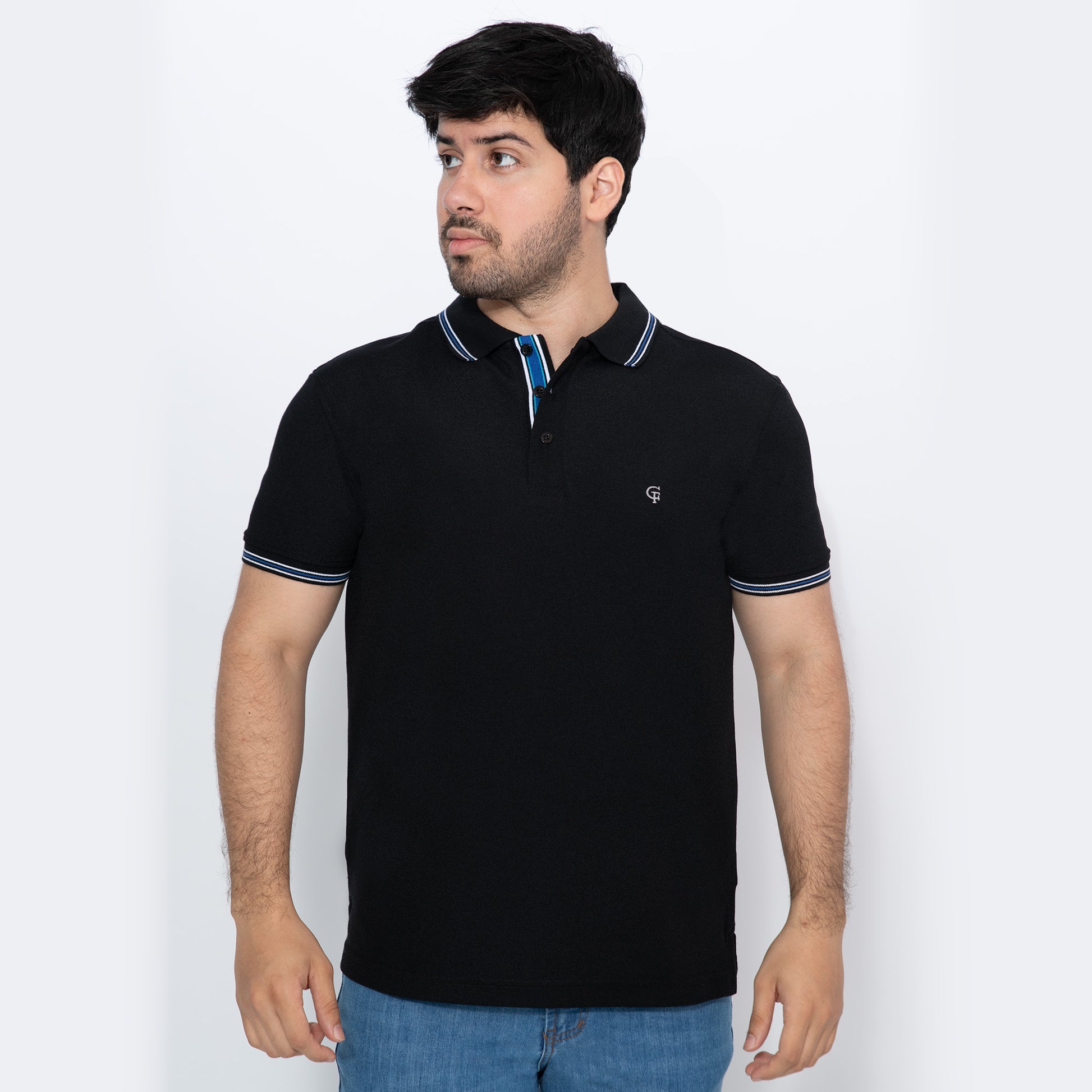 Camiseta estilo polo